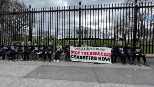 اعتراضات ضدجنگ مقابل کاخ سفید و کنگره آمریکا