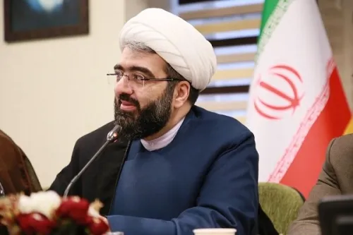 واکنش معاون نهاد رهبری به اخراج یک کارمند دانشگاهی به سبب پیگیری پوشش
